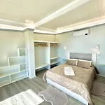 別荘 Hera House, Ponta Do Sol, Portugal *